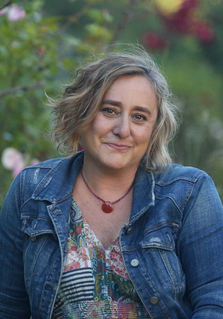 Julie Feinstein - About Julie